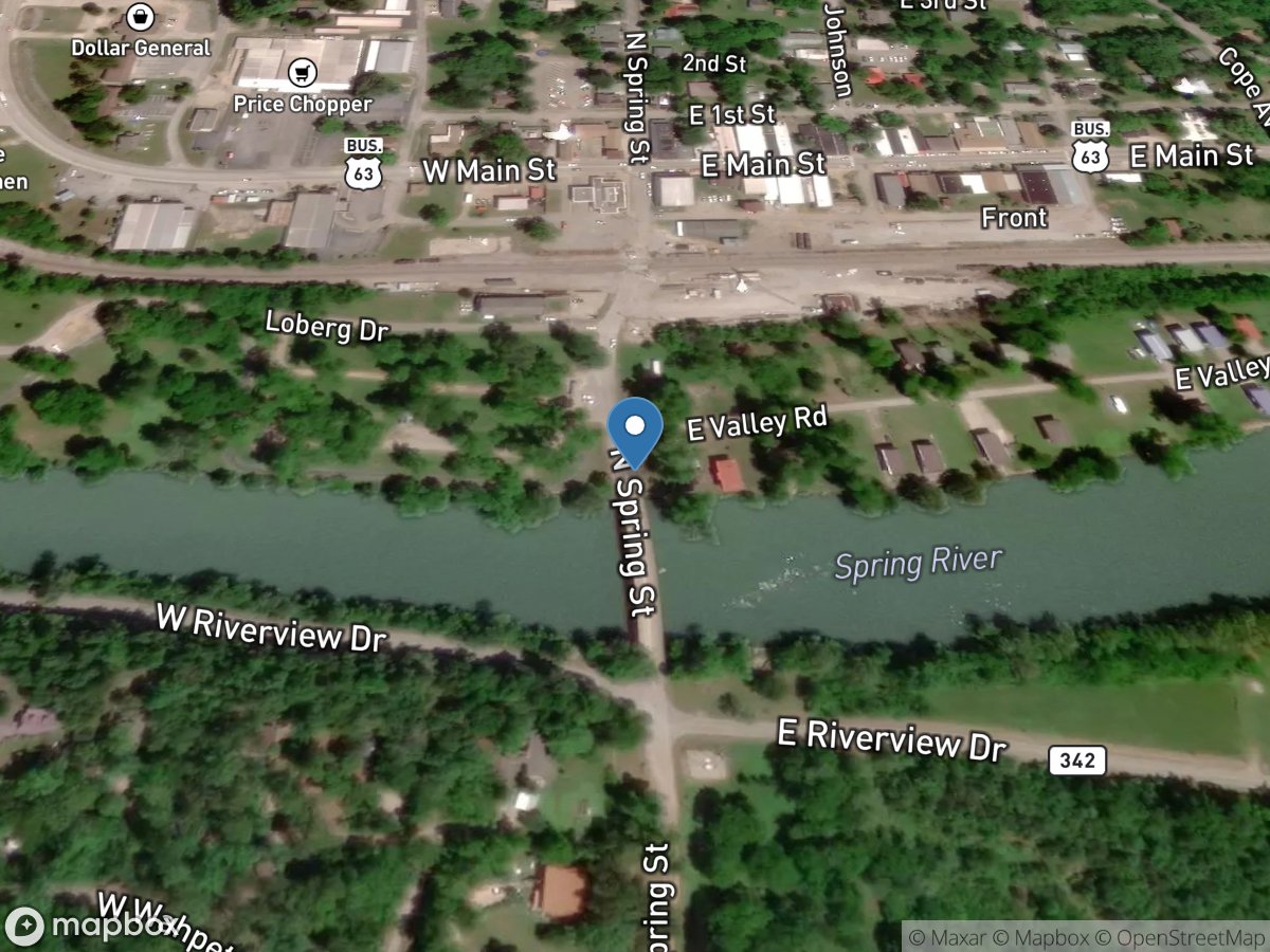 Spring River at Spring Street Bridge at Hardy, AR location