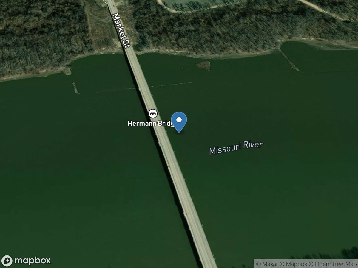 Missouri River at Hermann, MO location