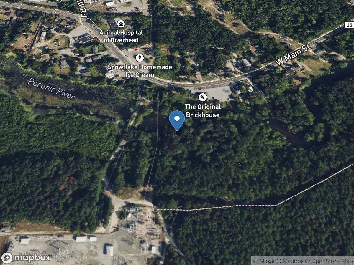 Peconic River at Riverhead NY location