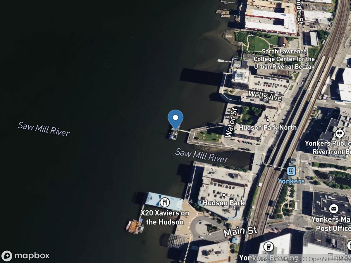 Hudson River at Water Grant Street at Yonkers NY location