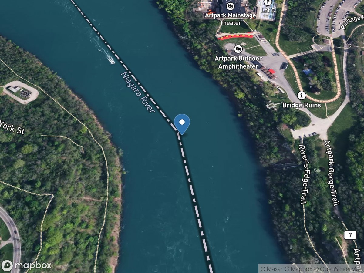 Niagara River at Lewiston NY location