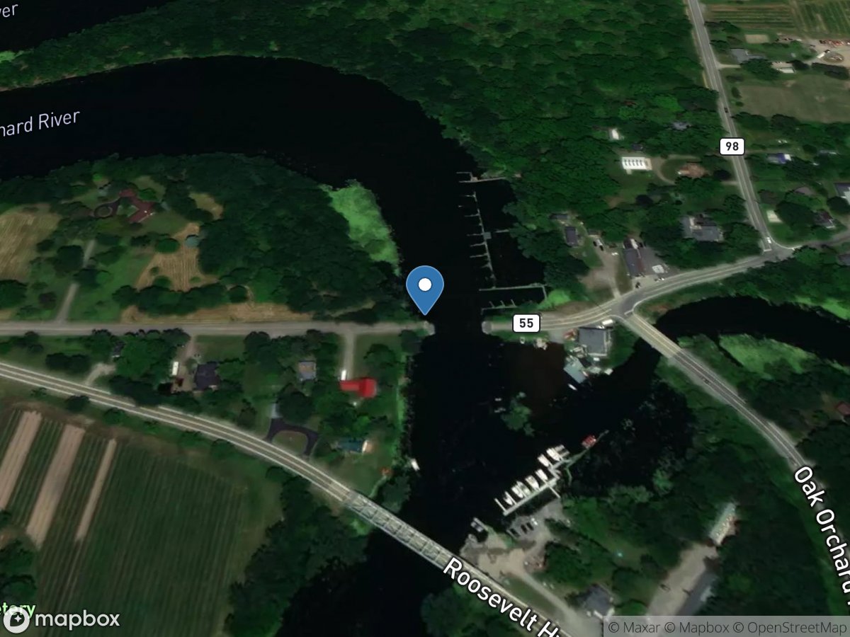 Oak Orchard Creek at the Bridges NY location