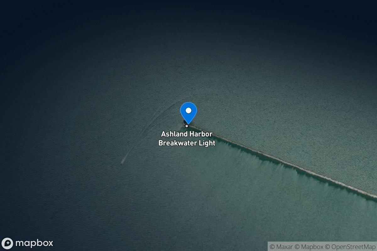 Ashland Breakwater Lighthouse Chequamegon Bay LIGHTHOUSE location