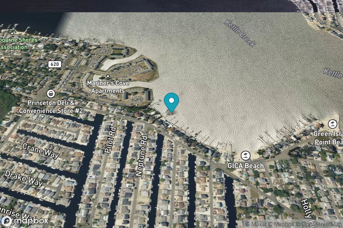 Kettle Creek, Green Island