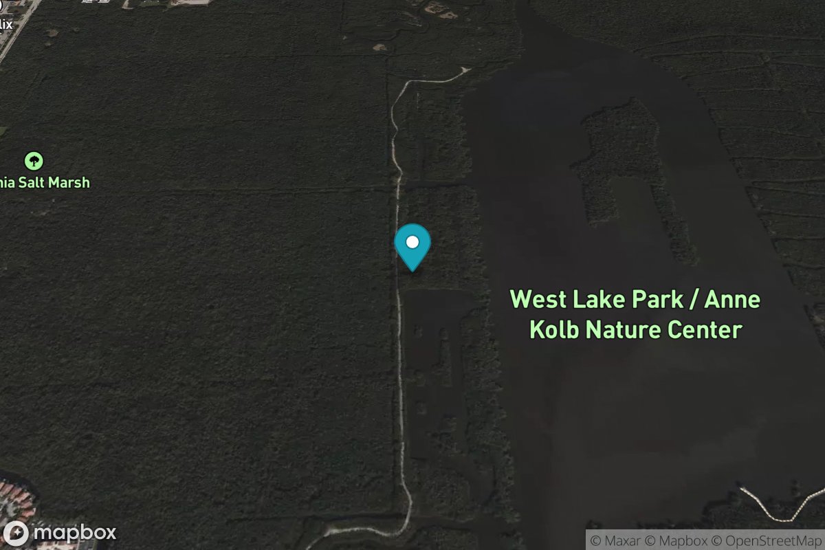 Hollywood Beach, West Lake, north end