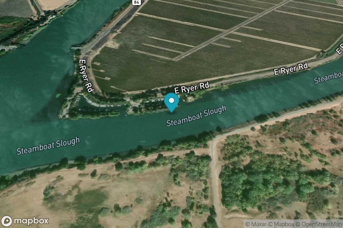 Steamboat Slough, Snug Harbor Marina