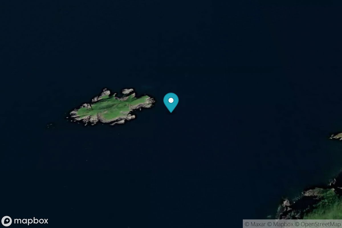 Hump Island, Kuiukta Bay