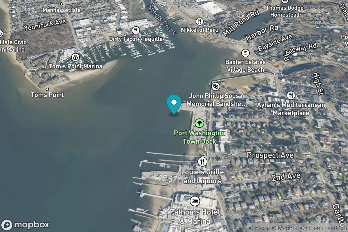 Port Washington, Manhasset Bay